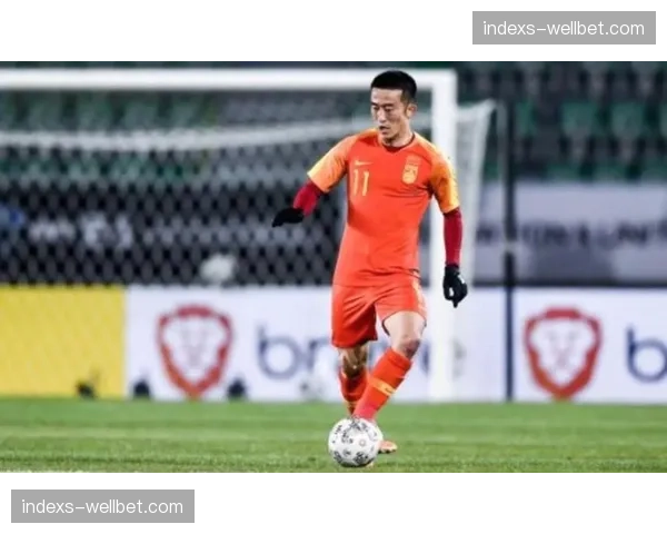 姜至鹏红牌转折点：18分钟直红改变揭幕战走势